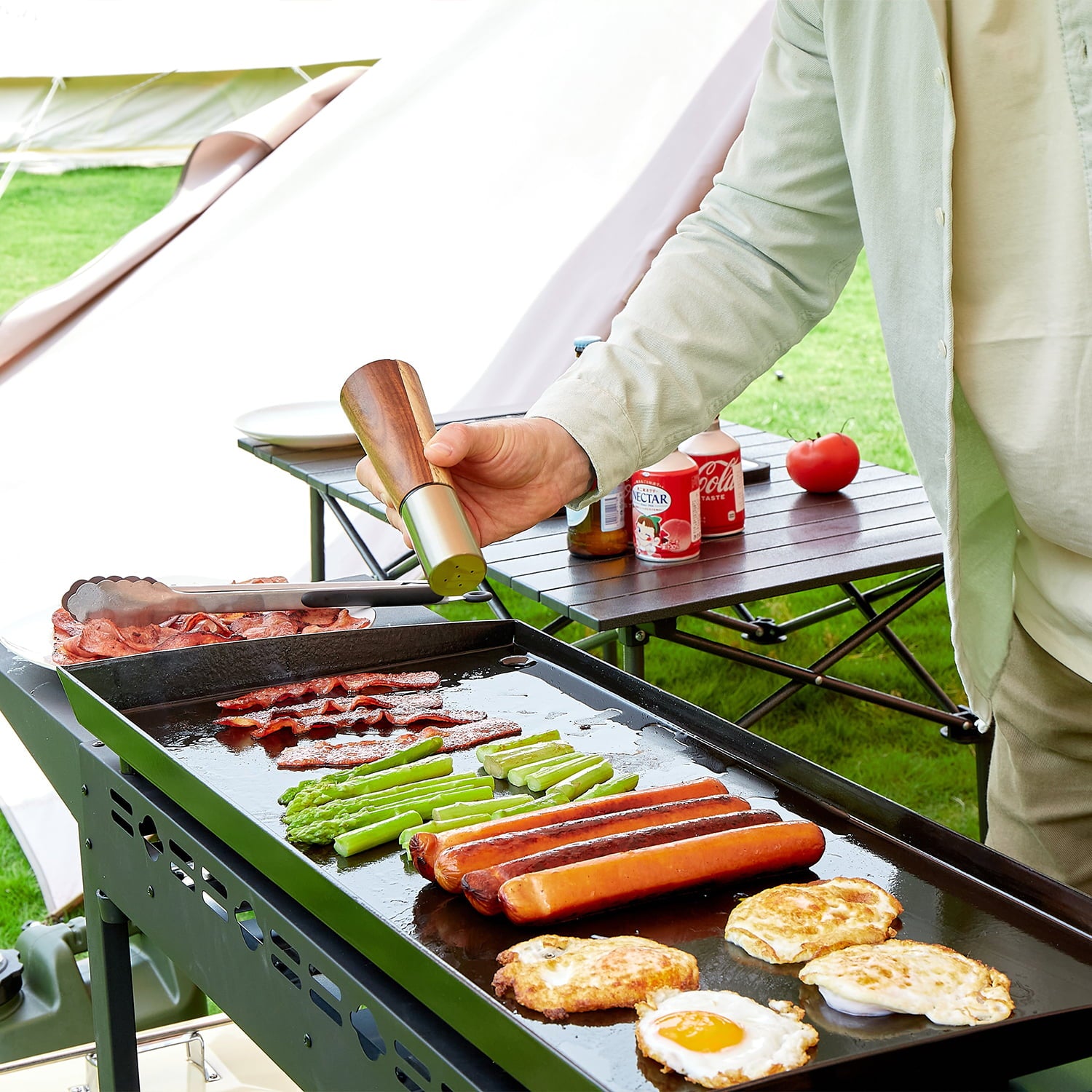 4 Burner Flat Top Propane Gas Grill